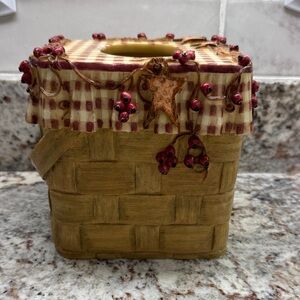 Country Charm Basket Weave Tissue Box Holder
